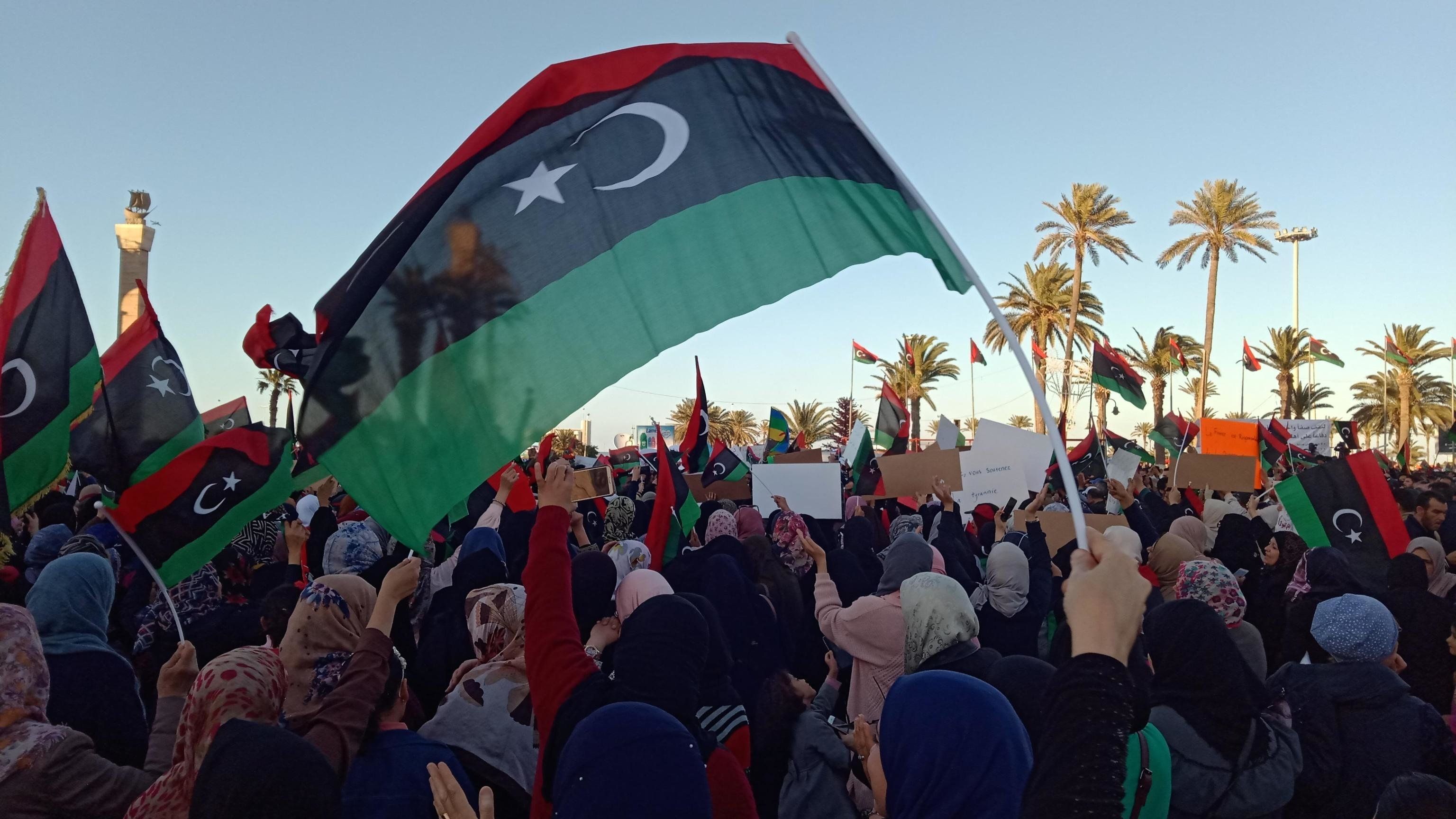 Anche la Cina si tuffa nel caos della Libia. Dalla parte di Serraj