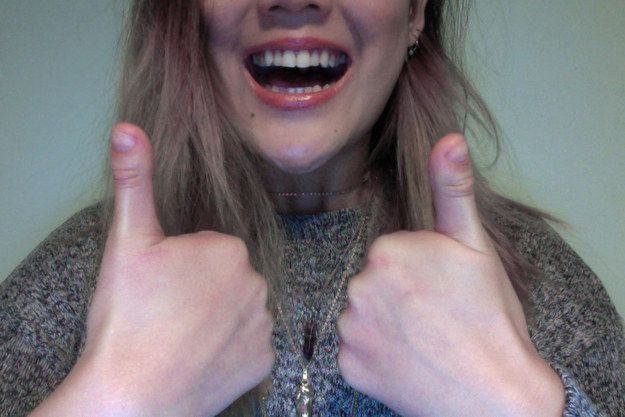 toe thumbs toe thumbs