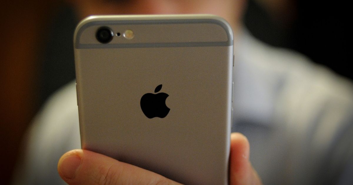 New York Teen Sues Apple For $1 Billion After Facial Recognition Software Leads To His False Arrest