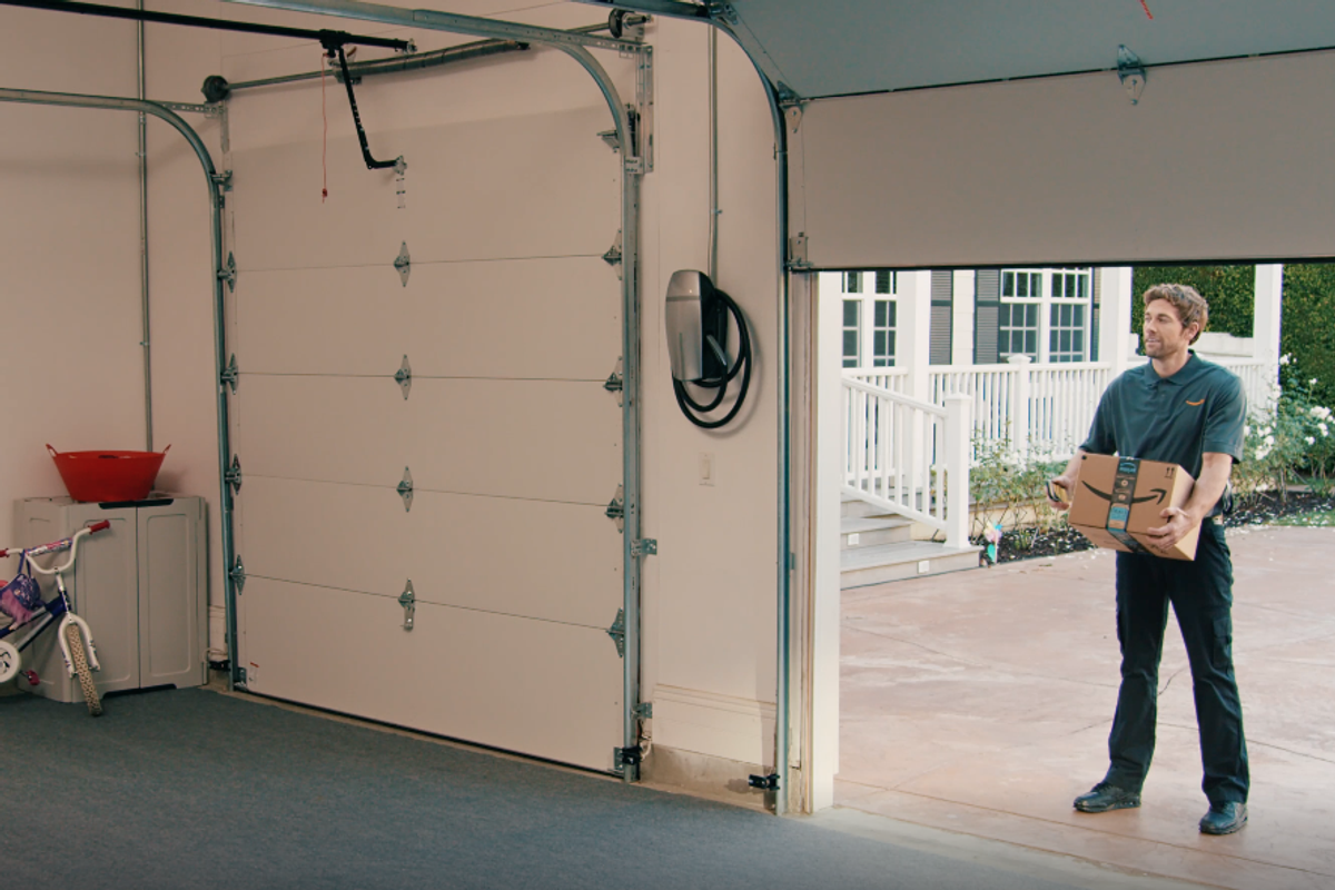 Photo of Amazon Key in-garage delivery service
