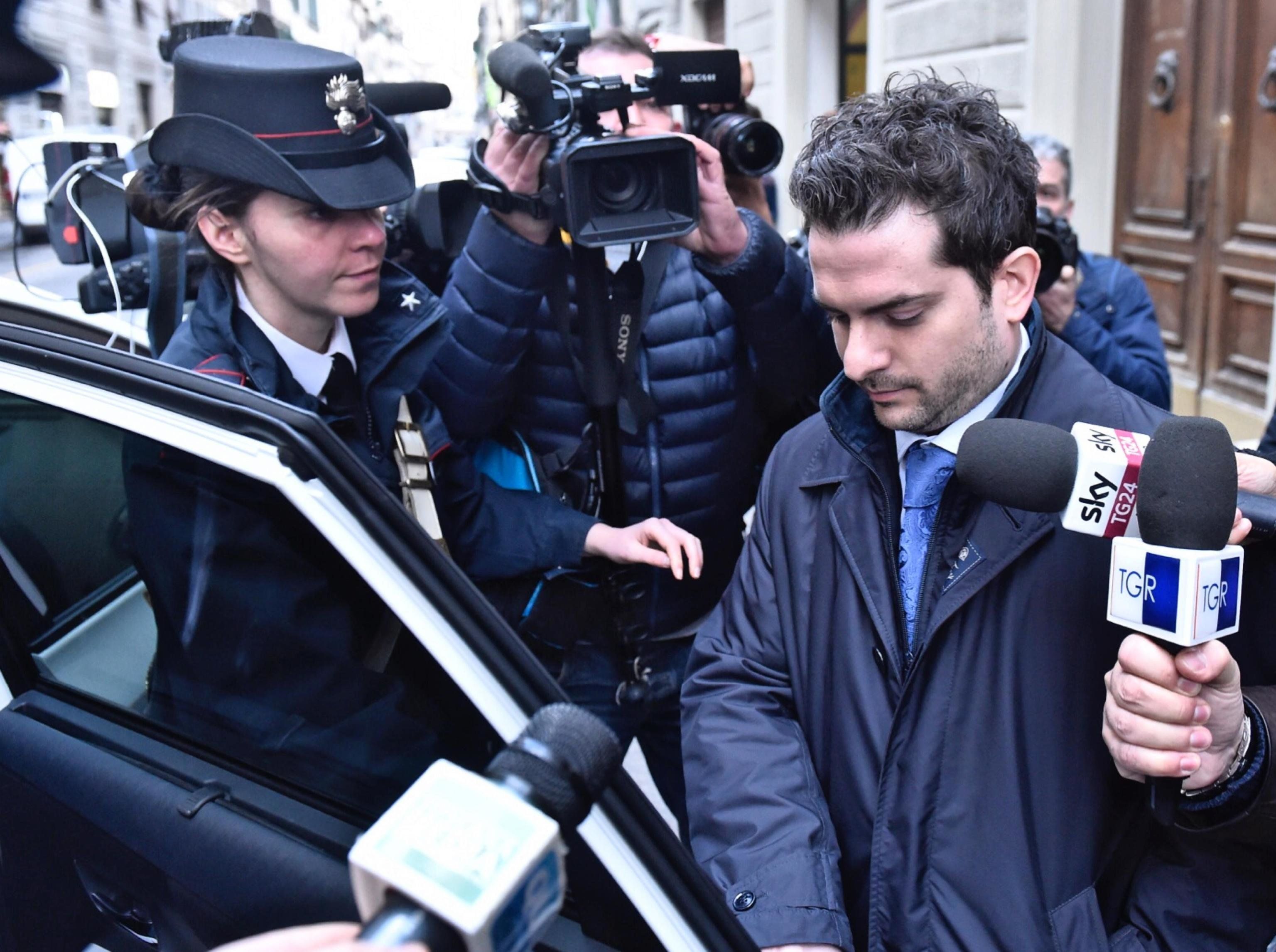 Dolce vita per l’amico di babbo Renzi imputato per Consip