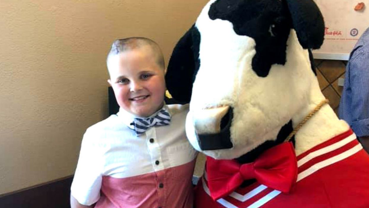 Texas boy gets special Sunday delivery from Chick-fil-A before brain surgery