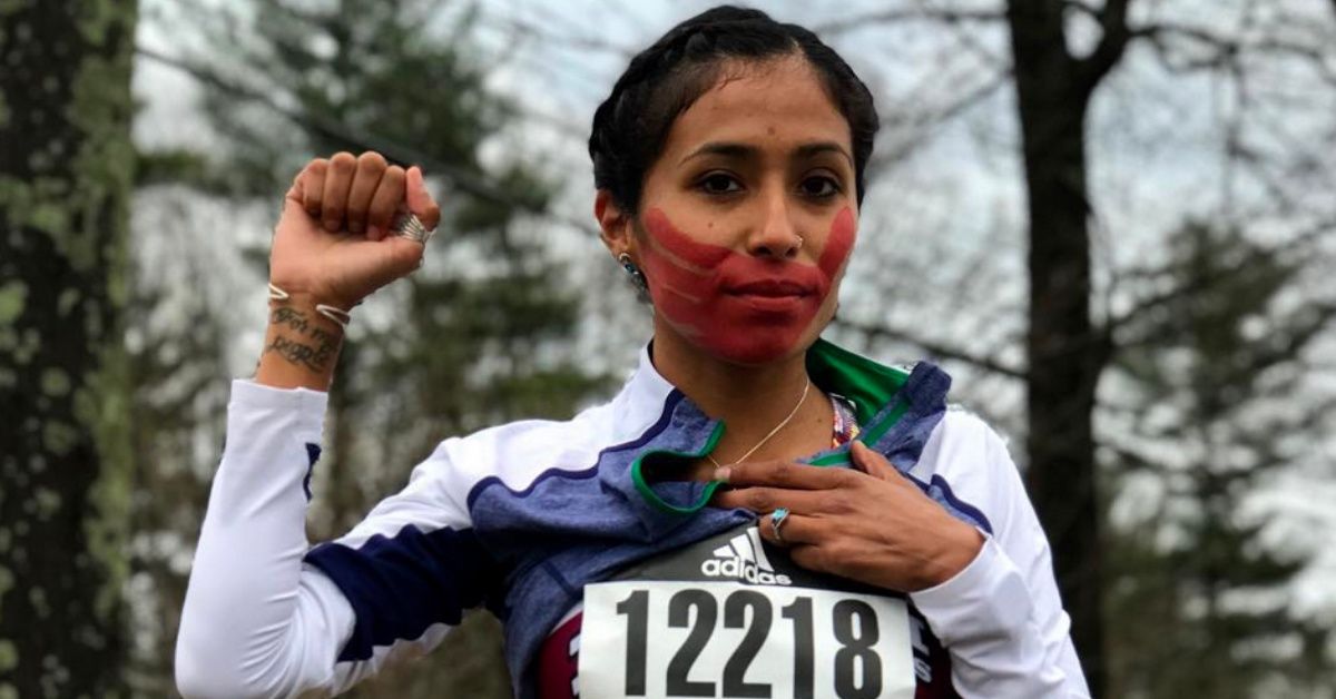 Lakota Woman Runs Marathon With The Names Of 26 Missing And Murdered Indigenous Women Painted On Her Body