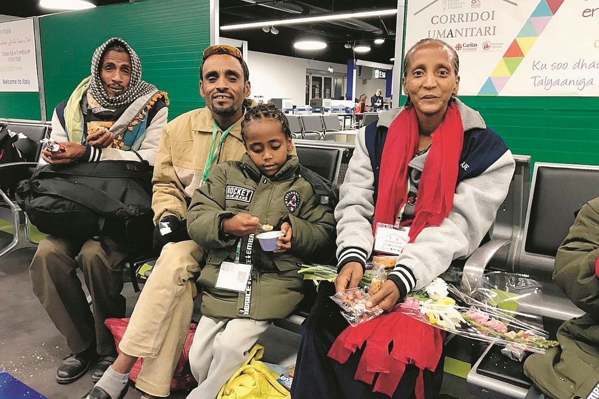 Non c’è bisogno dei taxisti del mare. Il governo salva i profughi libici