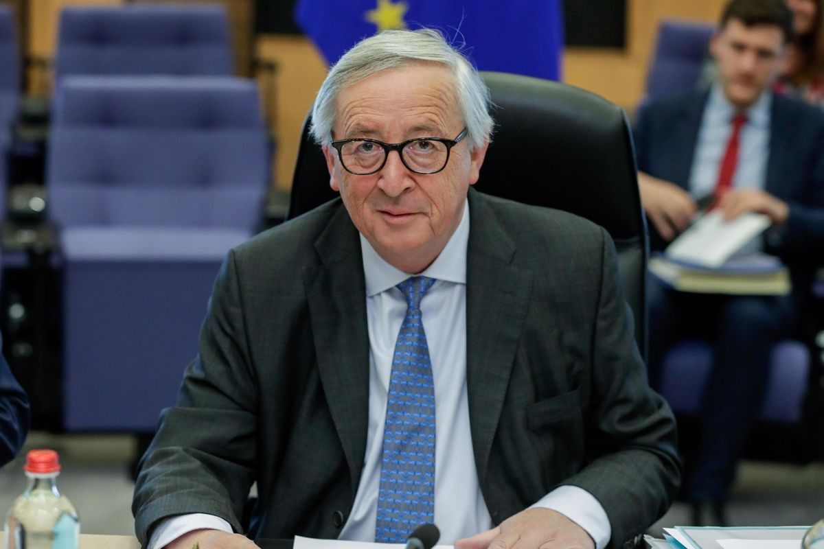 Lo Juncker pride sui disastri europei è la migliore campagna per i populisti