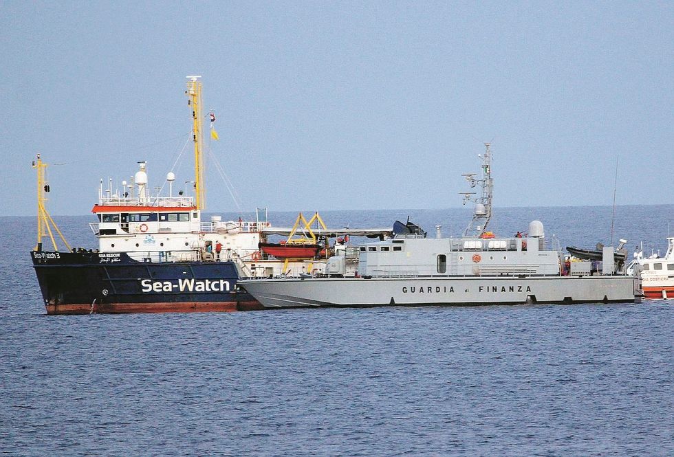 Sea Watch sequestrata, capitano indagato
