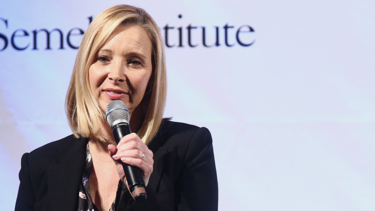 Lisa Kudrow Opens Up About How Being On 'Friends' Took A Toll On Her Body Image