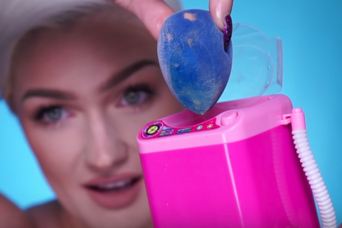 Clean Your Beauty Blender With This Tiny Washing Machine - PAPER Magazine