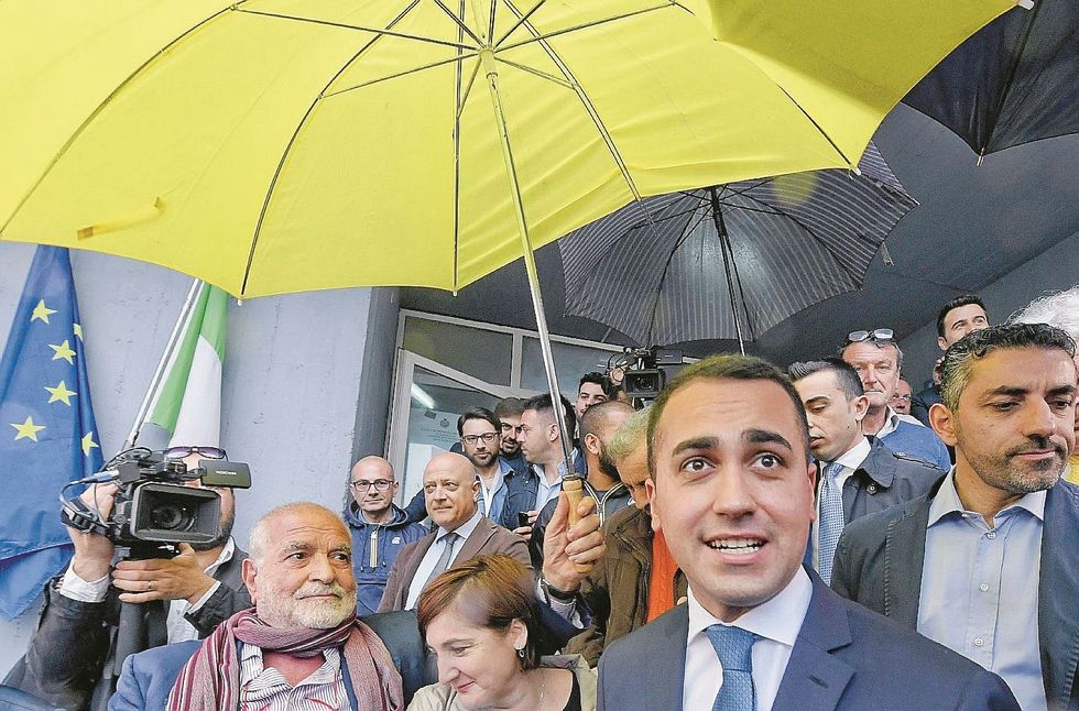 E nel M5s è partito l’assalto alla leadership