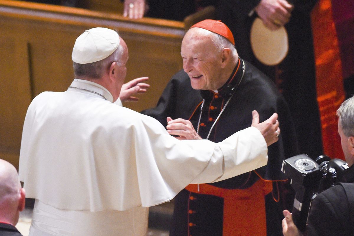 McCarrick ammise le restrizioni: «Sono stato a letto con i seminaristi»