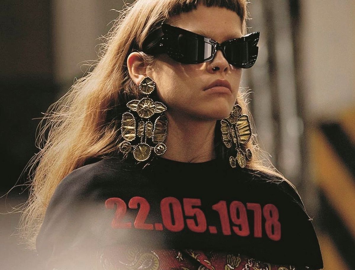 Gucci manda in passerella gli abiti pro aborto
