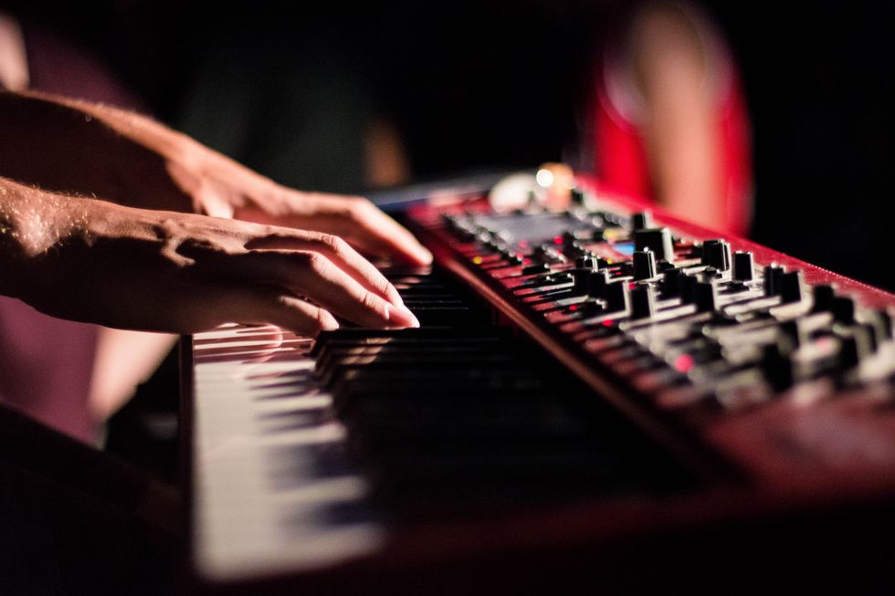 5 Amazing Movie Soundtracks Everyone Should Know