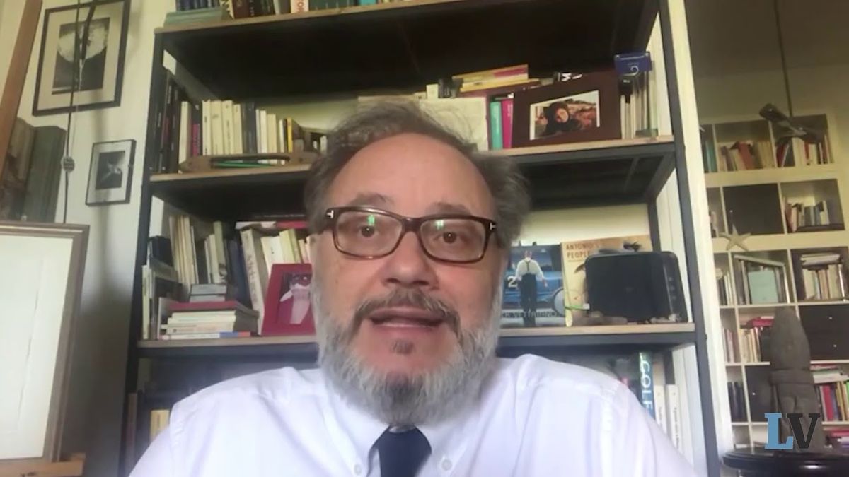 Il Pd diviso in tre pensa di poter scalzare Salvini dal governo puntando su immigrati e spread