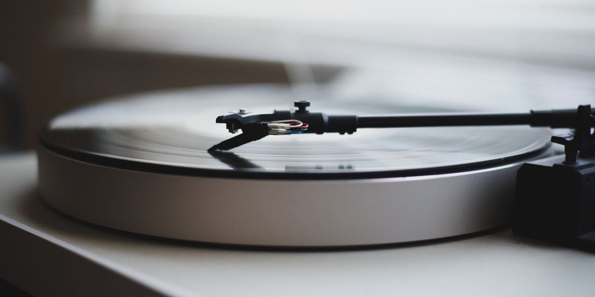 Best turntables for beginners on Amazon Topdust