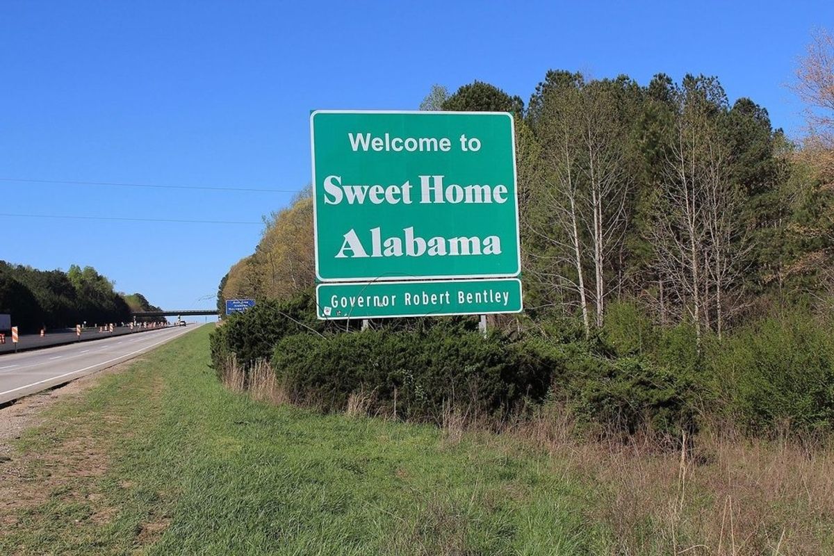 Alabama Gon' Sue The Census For Letting Mexicans Exist