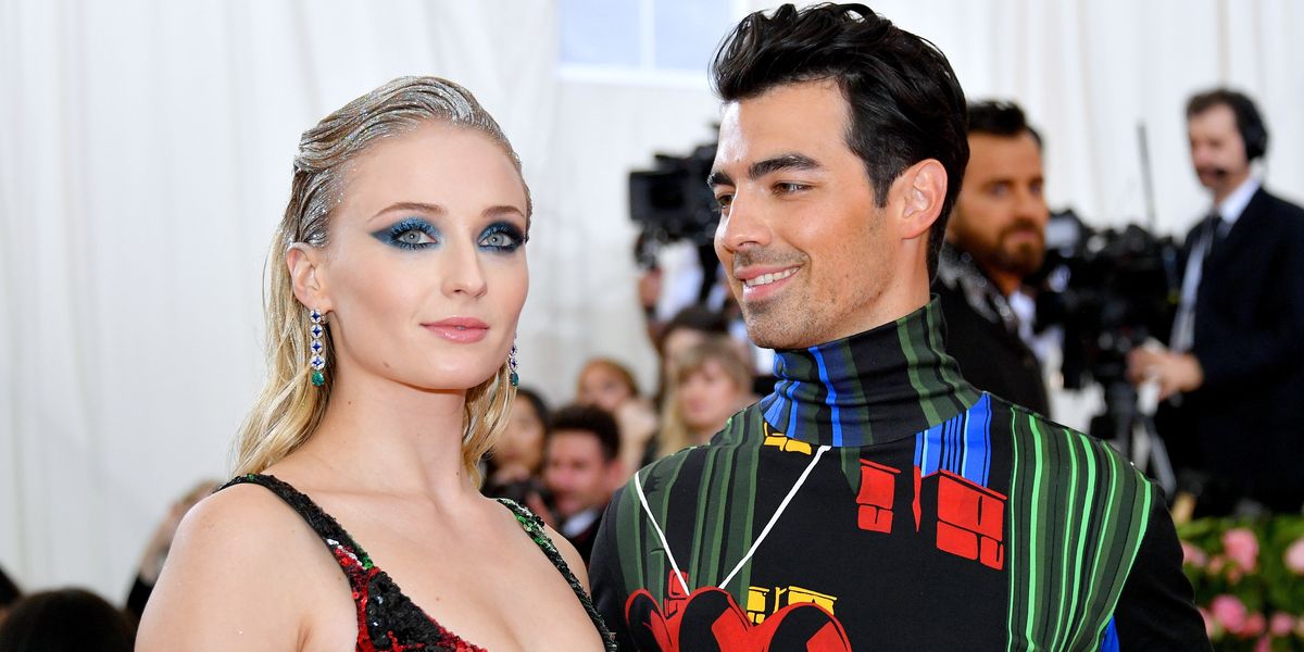 Sophie Turner Says Joe Jonas Almost Kissed Her 'Game of Thrones' Double