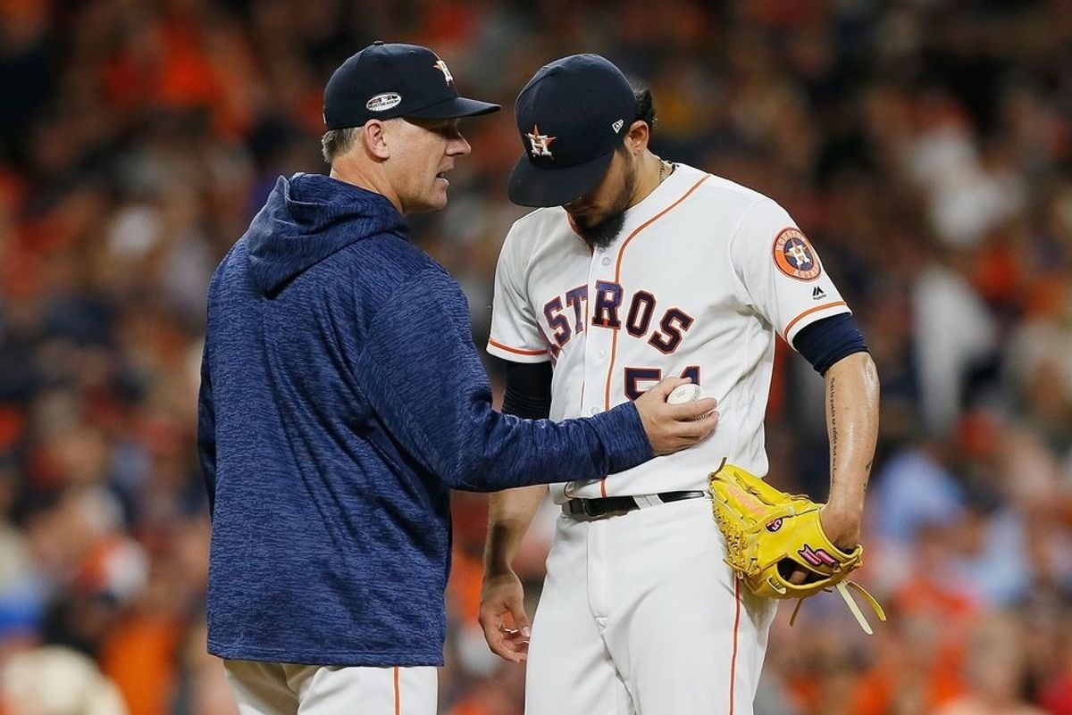 Astros still clicking along at a strong pace plus news on Keuchel, NBA Finals and Carson Wentz