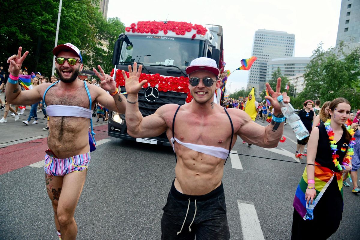 La Chiesa s'è desta: ecco le regole per sfidare il gender