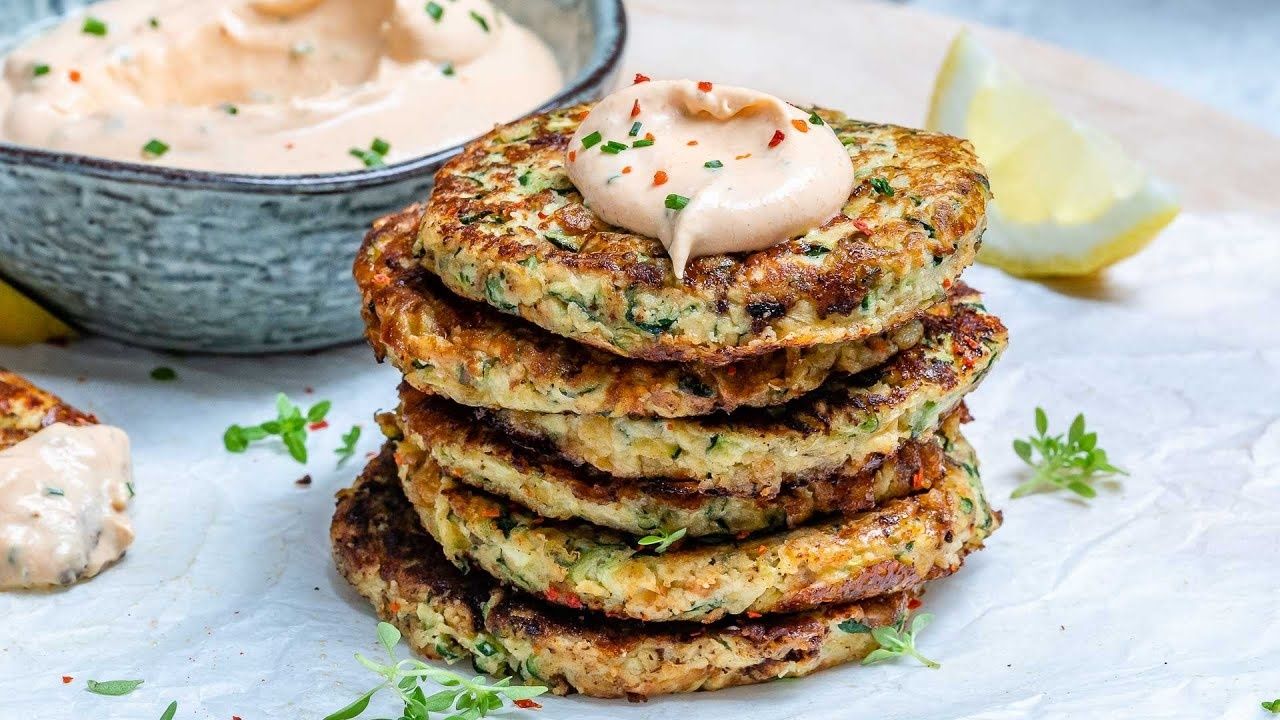 Cheesy Zucchini Fritters With Spicy Ranch Dip (Keto Recipe)