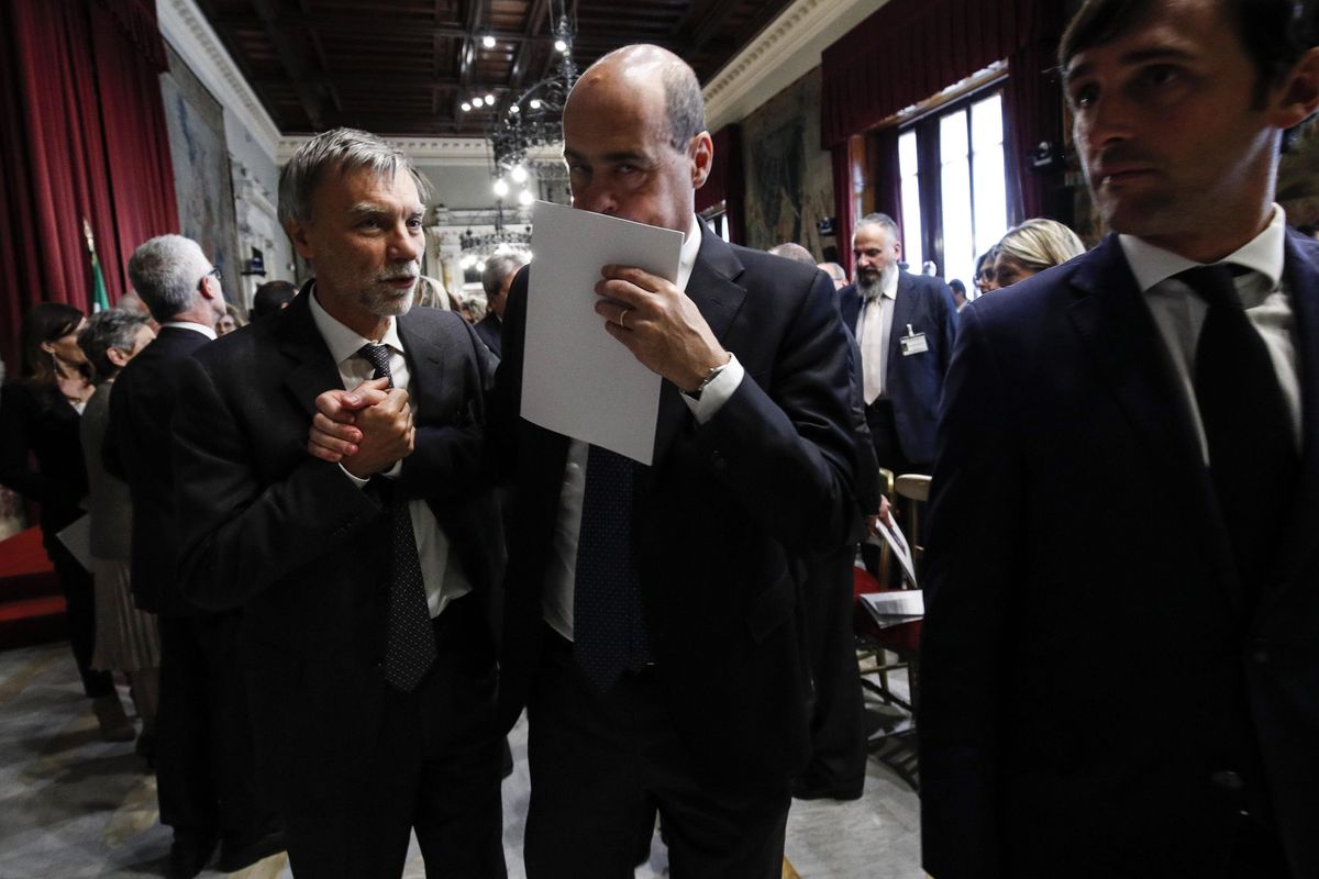 Tutti dicono di aver vinto ma il Pd
esce a pezzi
