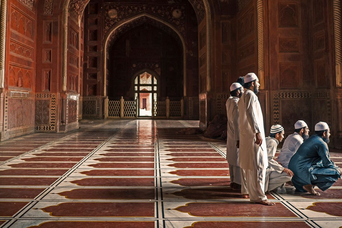 Il quotidiano dei vescovi mette in prima pagina lo spot a favore dell’islam