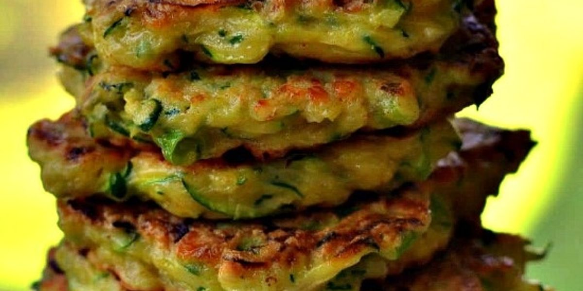 Crispy Cheesy Zucchini Fritters - My Recipe Magic