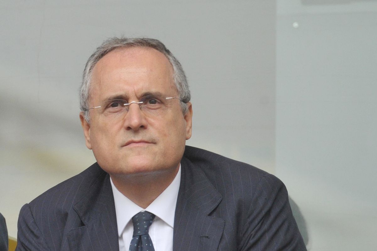 Colpo di scena in Alitalia
. Lotito vuole comprare la compagnia