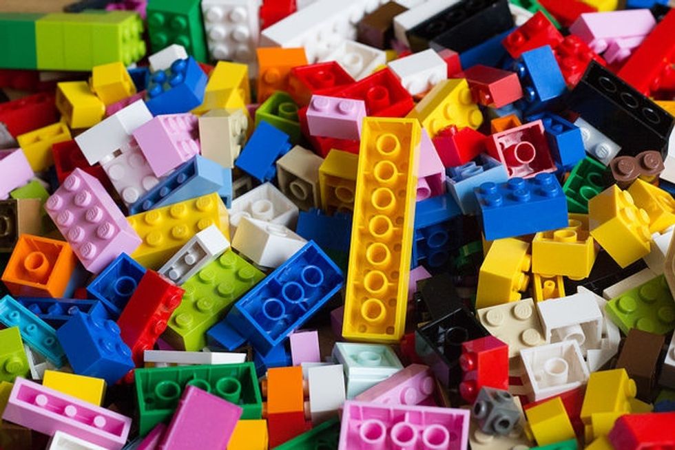 Good-bye plastic: Lego announces a huge change in the future of its ...