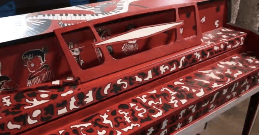 Some of these pianos are decorated with paint, some with grass. Find them in the park and go nuts.
