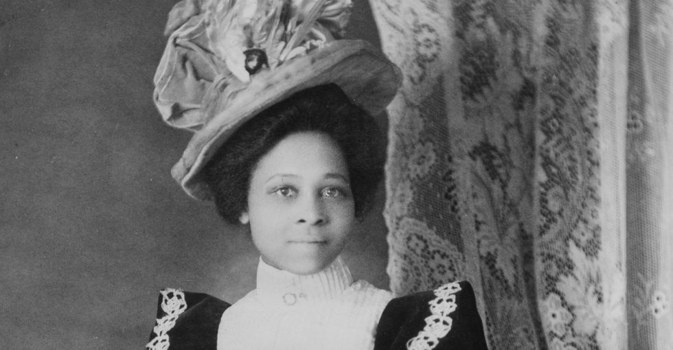 17 stunning photos of black Victorians show how history really looked.