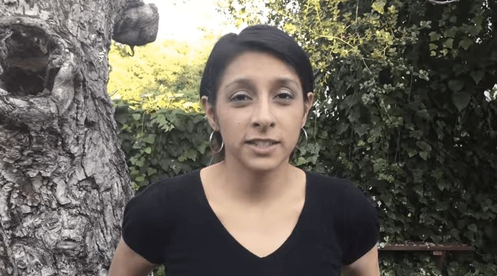 Men have an issue with her face when she's not even trying to make one.