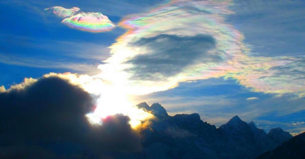 4 points later, you'll understand rainbow clouds.