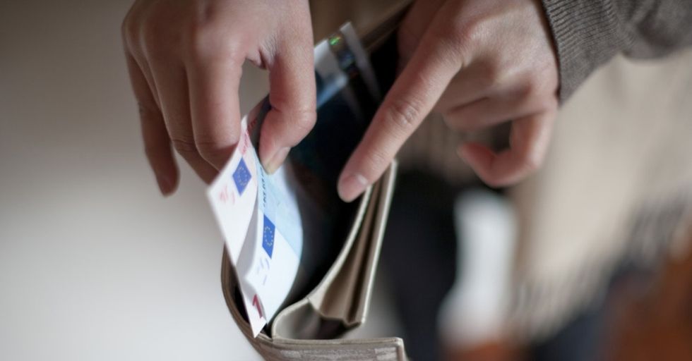 Money. For free. It's been tested in Canada and India. Now one Dutch city wants to give it a whirl.