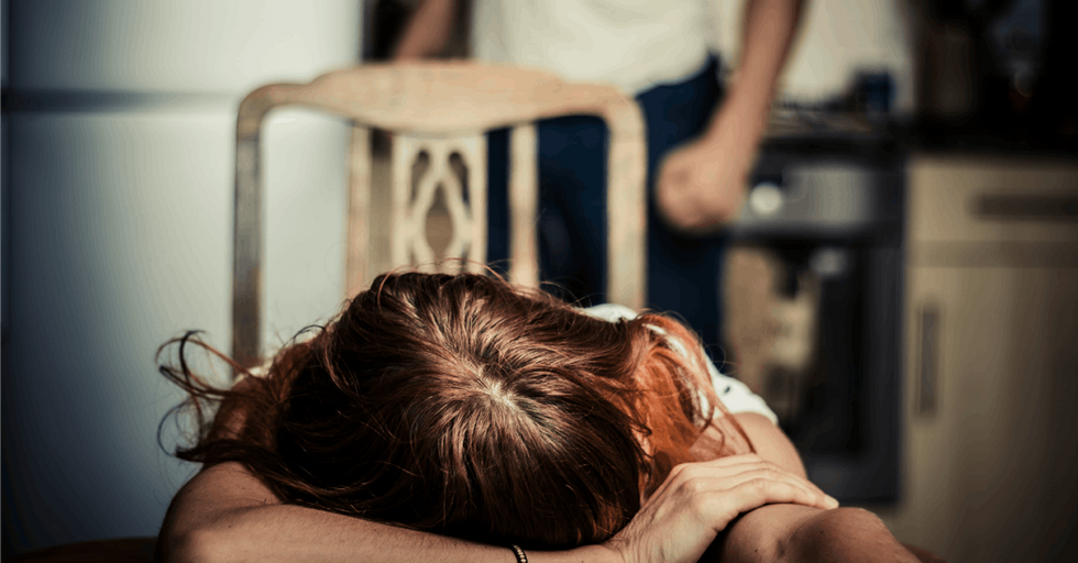 How a black dot can (and can't) help domestic violence survivors