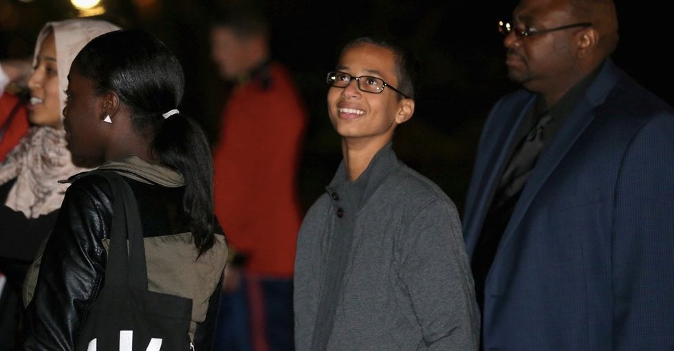 Teen clockmaker Ahmed Mohamed dropped by the White House Astronomy Night.