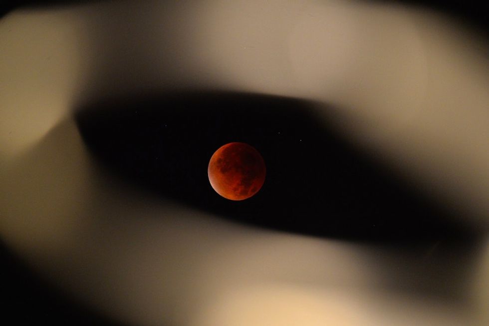 He spent 5 hours shooting the supermoon eclipse. When he finally posted, the Internet went wild.