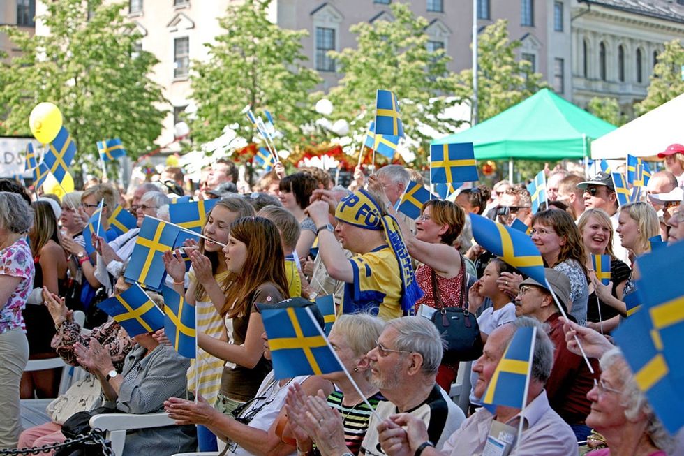 See what Swedish researchers found when they let a group of nurses work 6-hour shifts instead of 8.