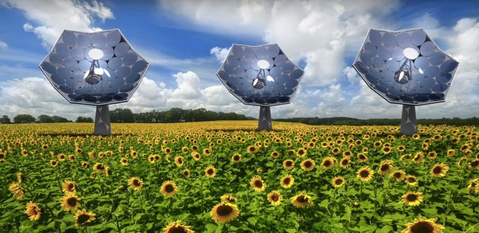 It's 4 times better than standard solar setups and it looks freakin' cool: Meet the Solar Sunflower.