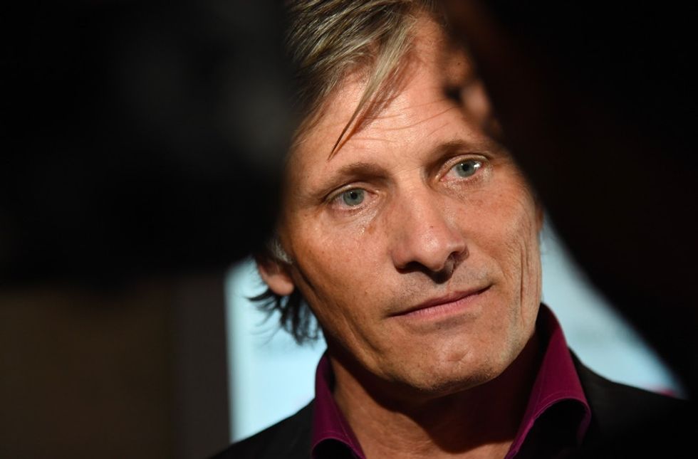 Why an actor from 'Lord of the Rings' is worth hearing out on celebrities and politics.