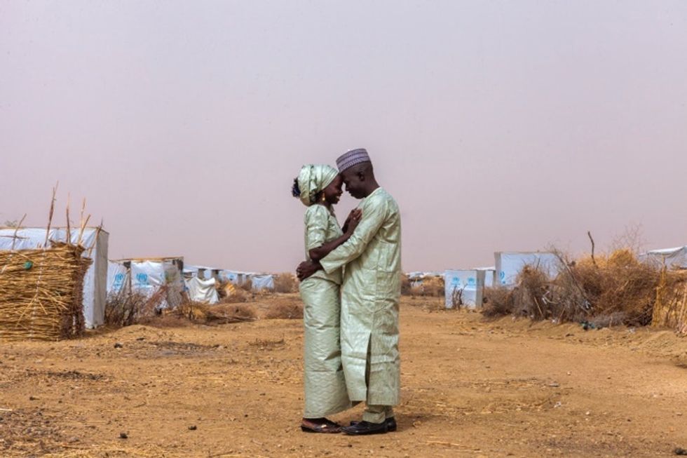 Can you find hope in the middle of a crisis? These 9 photos show you can.