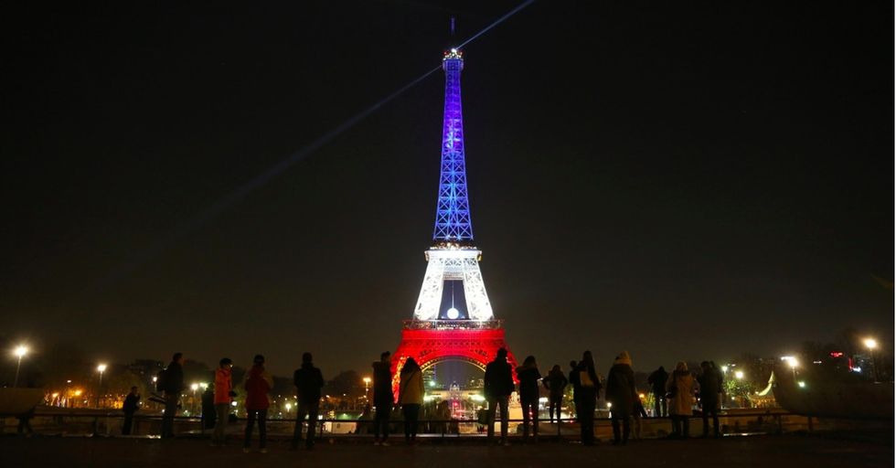 A French magazine made a comic to help adults talk about the Paris attacks with their kids.