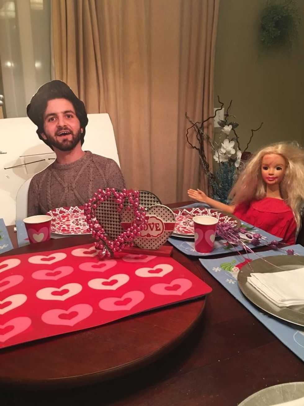 Valentine\u2019s Day, inanimate object, dating