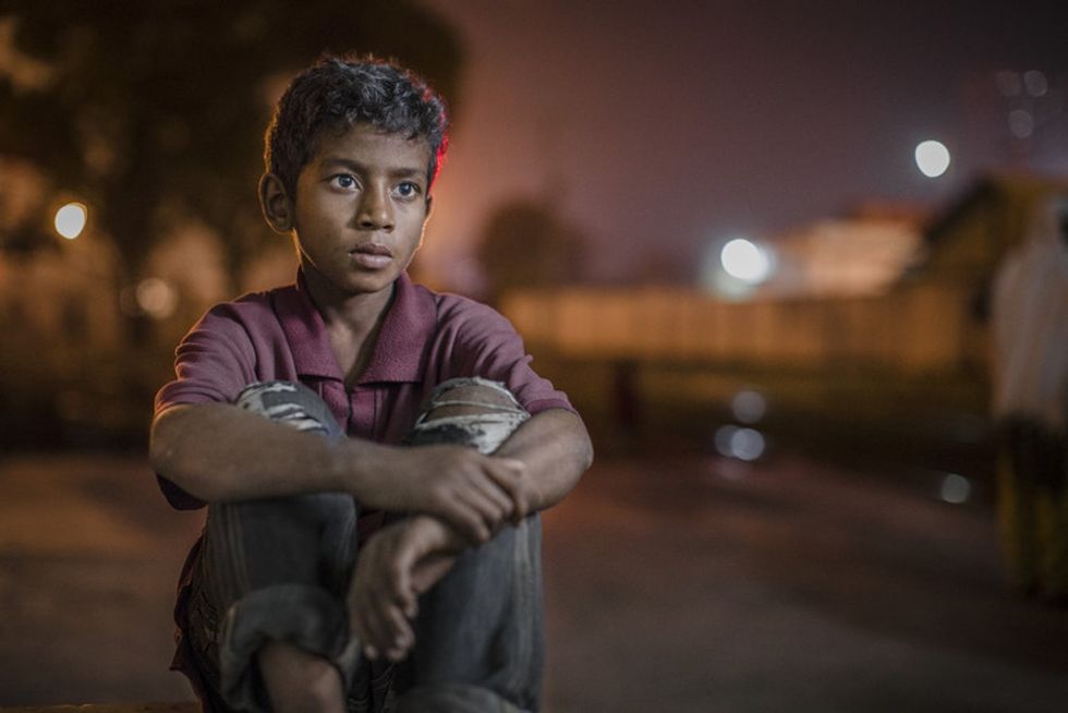 A stunning photo series reveals the faces of street children in Bangladesh.