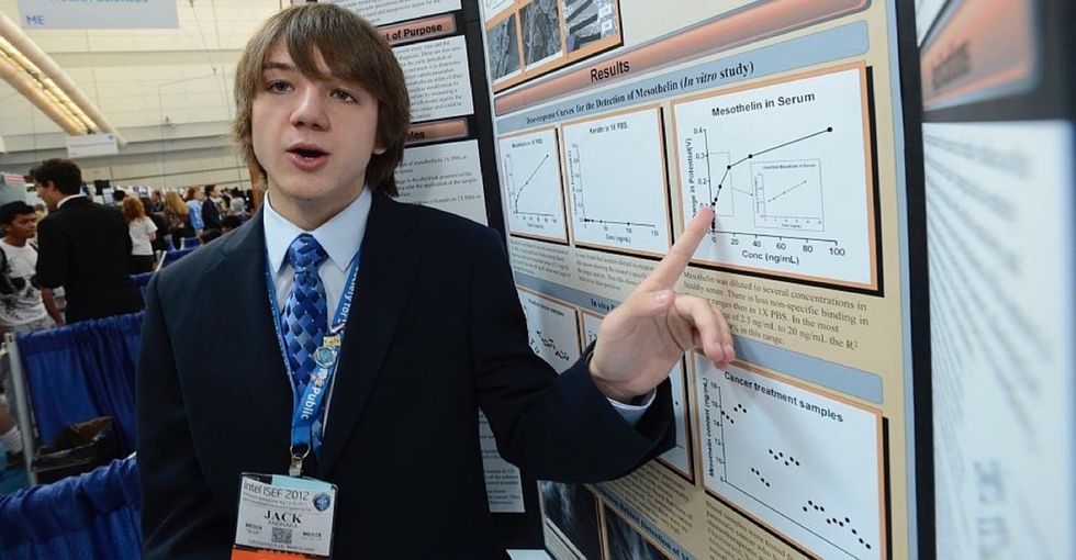 199 labs turned him down. This teen made a groundbreaking discovery at the 200th.