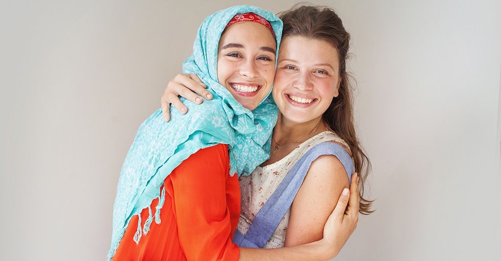 How Christians are using their lawns to support their Muslim neighbors.
