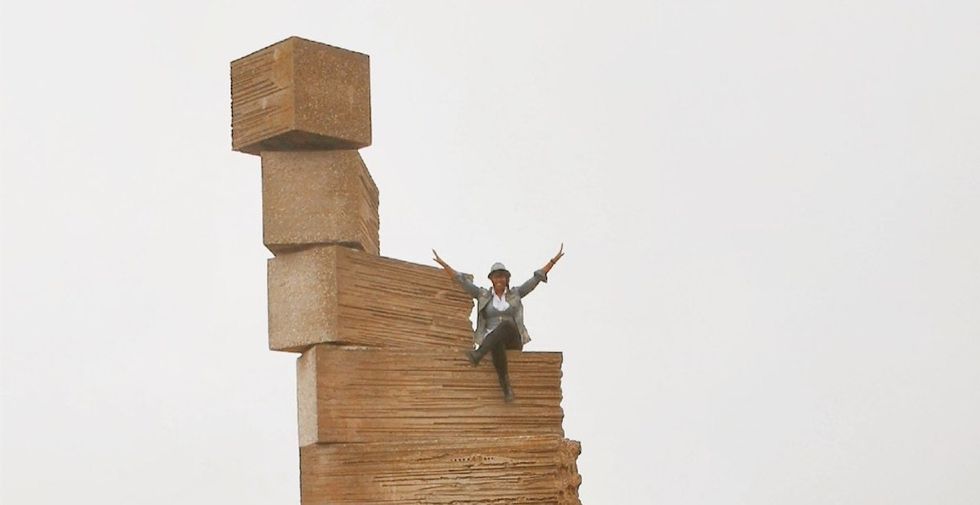 A world-traveler shares 10 questions anyone should ask before moving overseas.