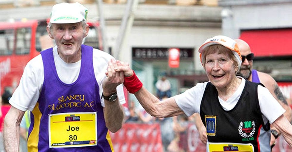 80-year-old married runners just ran their last marathon together holding hands.