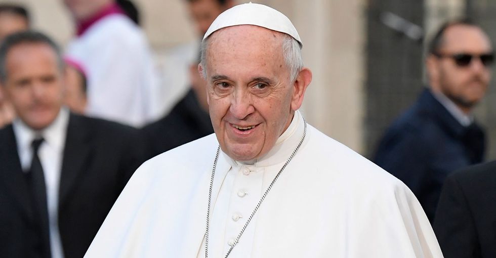 Pope Francis just opened a laundromat for exactly the people who need it most.