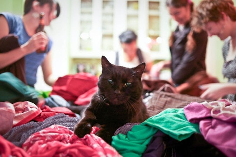9 reasons you shouldn't throw away clothes, and 4 things you can do