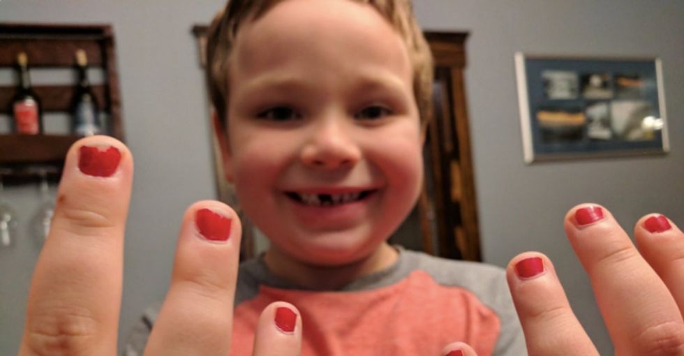His 5-yr-old was bullied for wearing nail polish. The internet showed up with mad support.